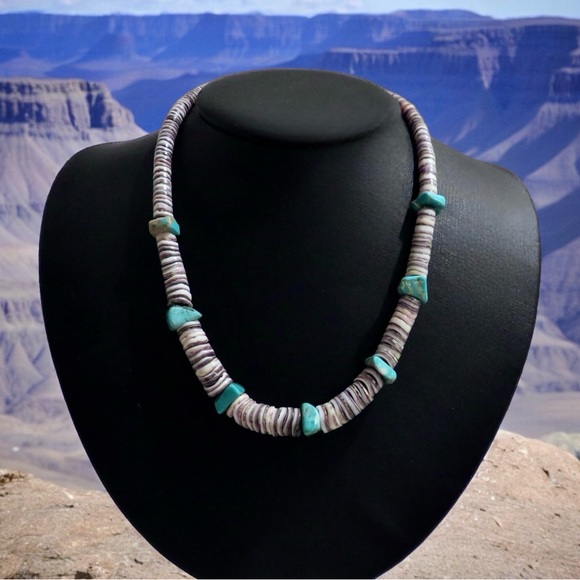 Vintage Handmade Heishi and 7 Turquoise Nuggets Necklace - Picture 3 of 8